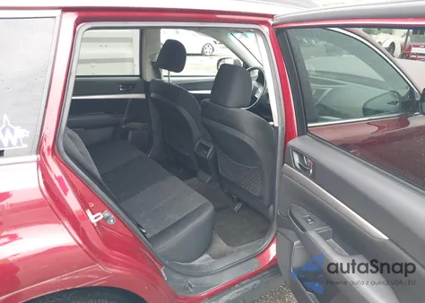 2014 Subaru Outback 2.5I Premium z USA, uszkodzony, nr VIN 4S4BRCCCXE1234553